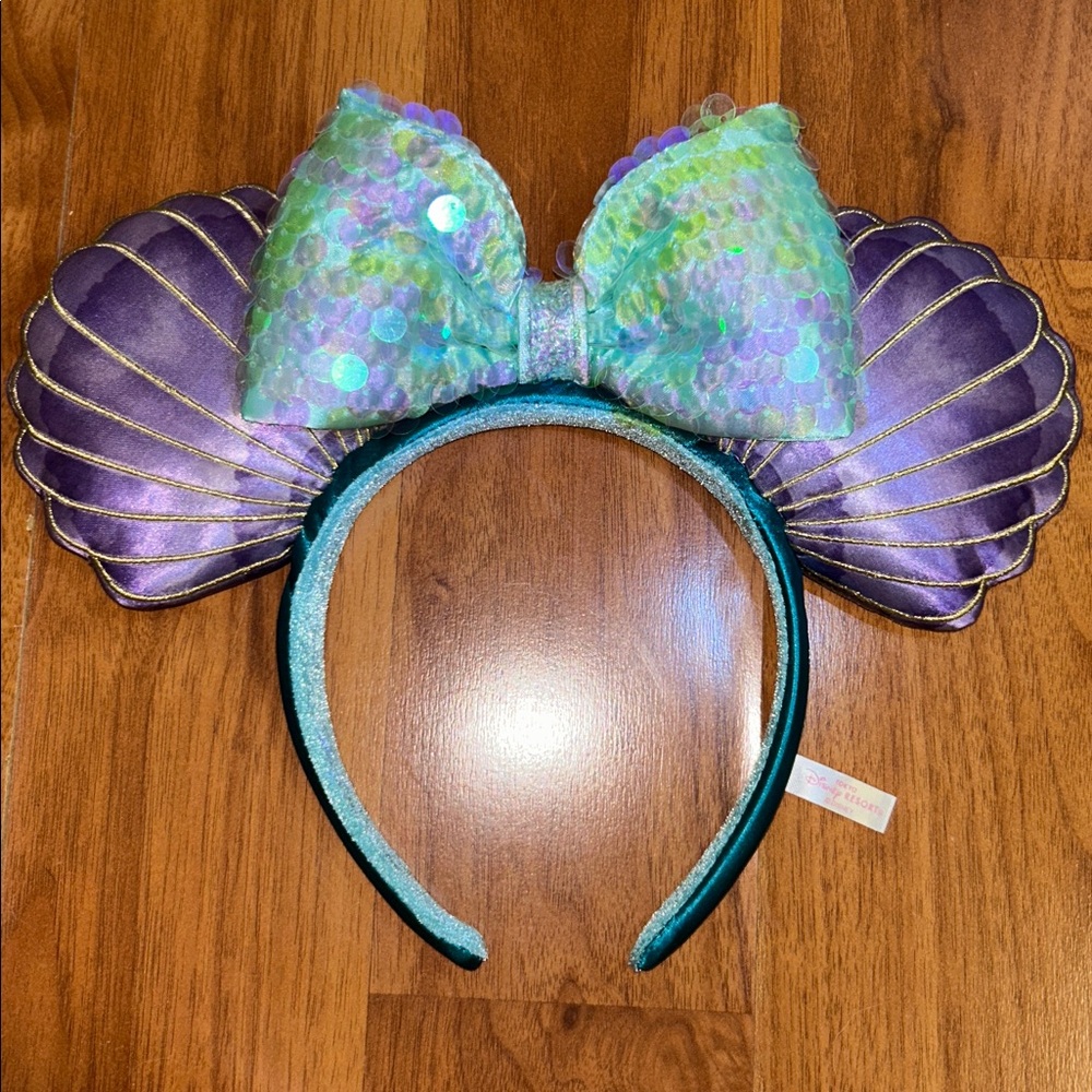 NWOT Tokyo Disney Little Mermaid 🧜🏽‍♀️ Seashell Minnie Mouse Ears Headband